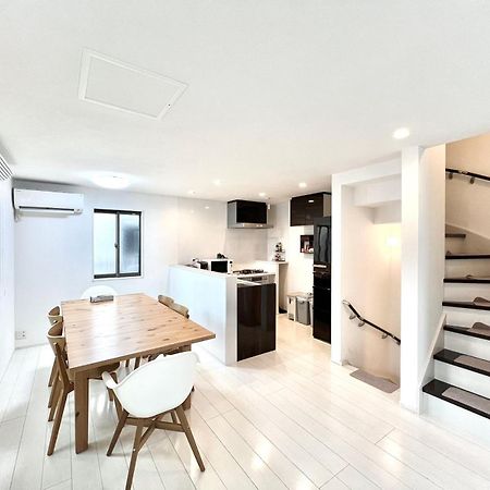 Shinjuku House Tokyo Exterior photo