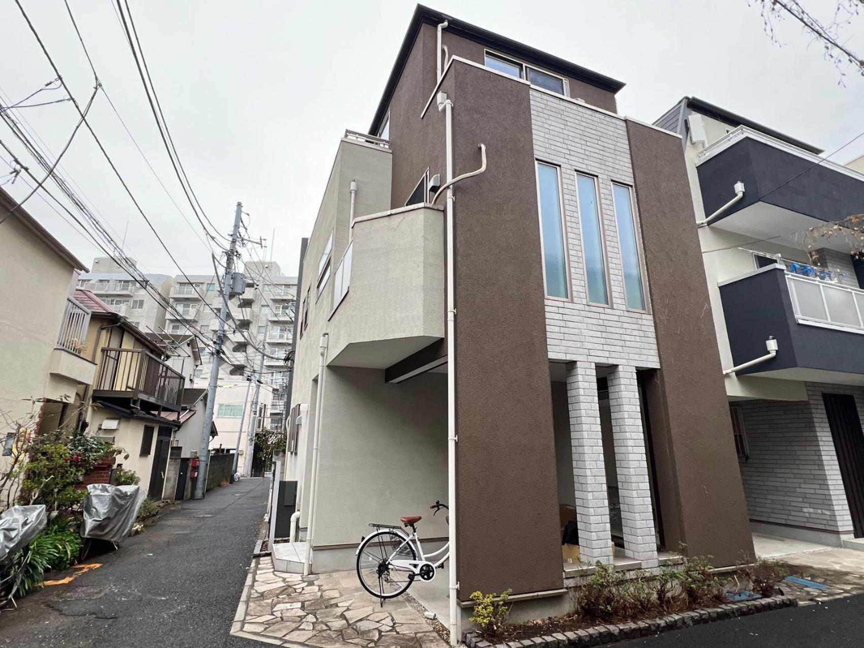 Shinjuku House Tokyo Exterior photo